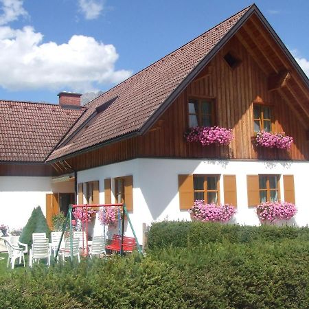 Appartement Poelzl Oeblarn Region Schladming Dachstein Oblarn المظهر الخارجي الصورة